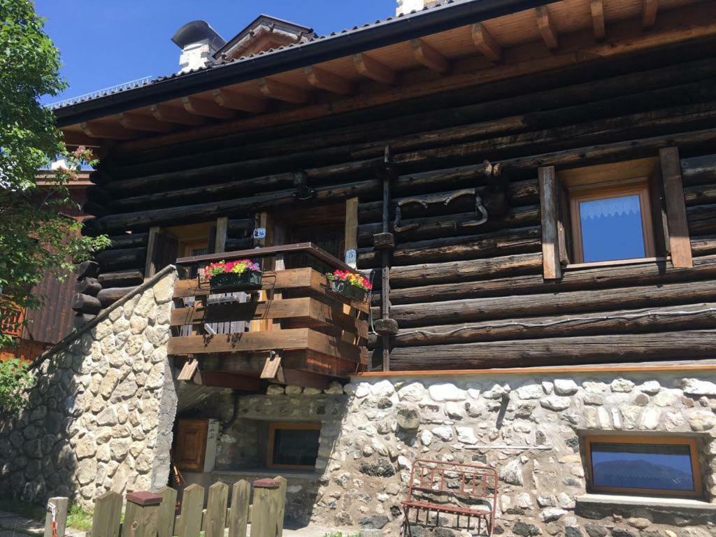 Апартаменты Mes Lastei Кампителло-ди-Фасса Экстерьер фото